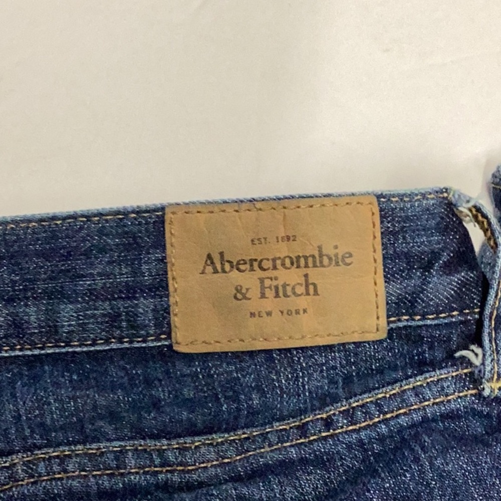 Abercrombie & Fitch Dark Wash Distressed Emma Jeans - Picture 3 of 10